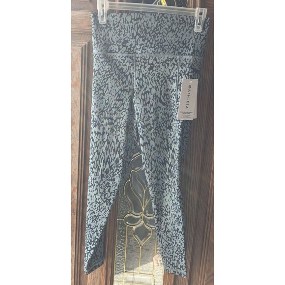 Athleta Salutation Stash Pocket II Printed Tight Legging 7/8 Women’s Sz S Petite - Picture 2 of 10